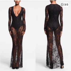 SKIMS Ultra Fine Lace Plunge Long Maxi Dress in Onyx (Black)